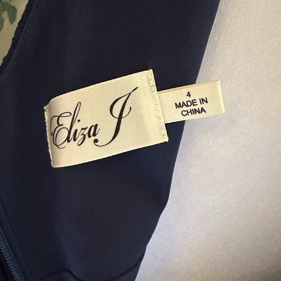 Navy Cocktail dress - Picture 4 of 4